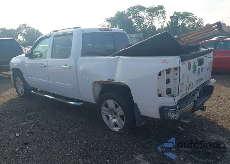 2007 Chevrolet Silverado 1500 Ltz из США, поврежденный, VIN 2GCEK13M271625115